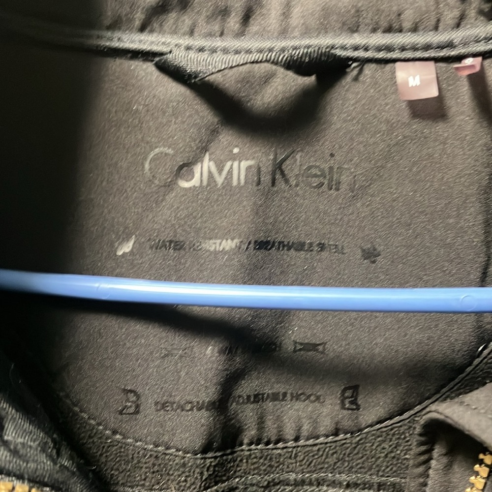 Calvin Klein Medium Winter Jacket. - image 2